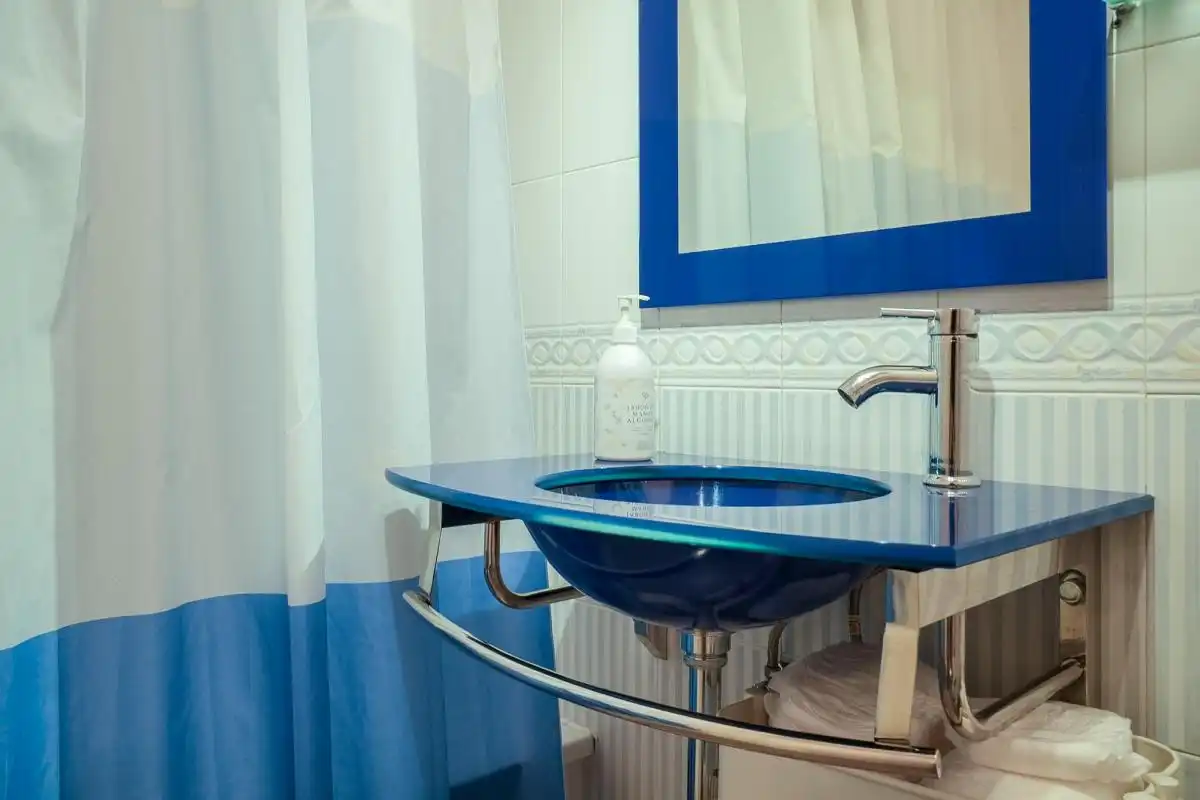 Baño de Piso en venta en Torrejón de Ardoz con Aire acondicionado, Calefacción y Jardín privado