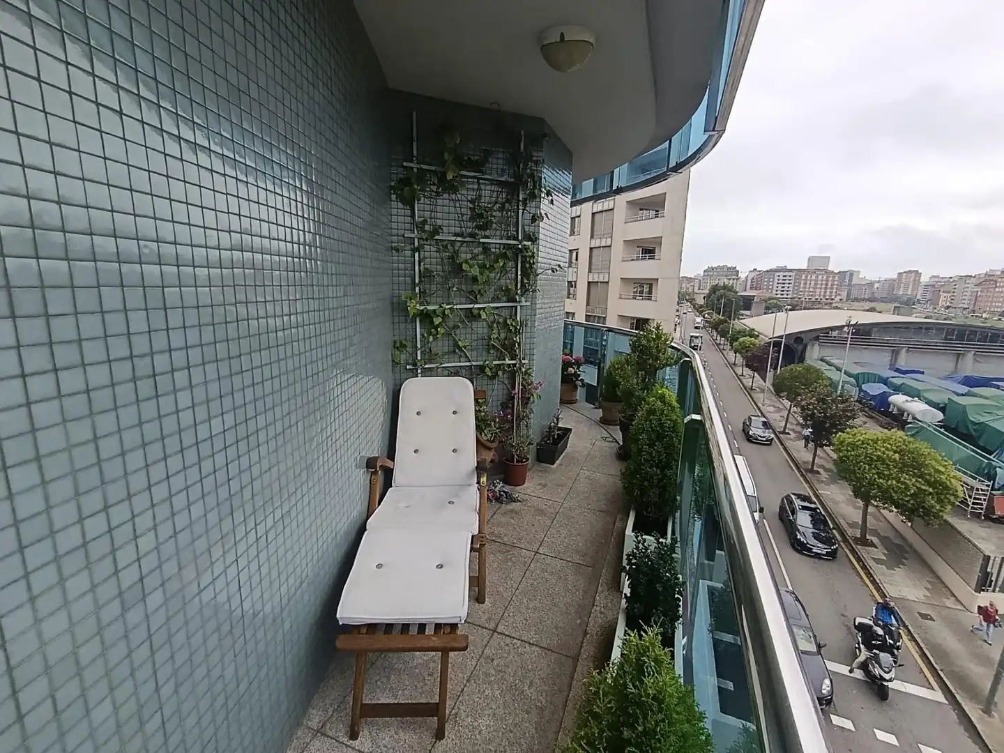 Terrassa de Pis en venda en Gijón  amb Calefacció, Terrassa i Traster