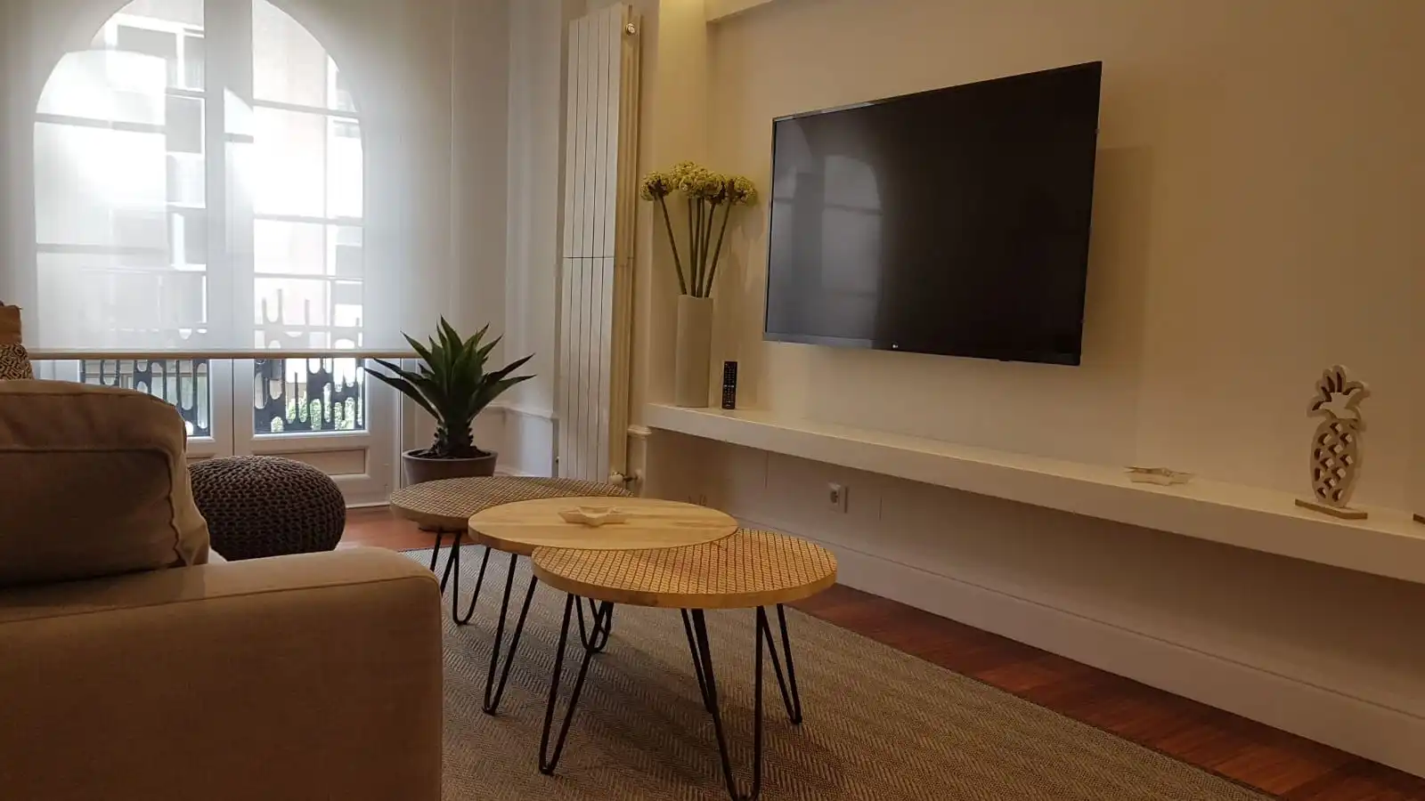 Wohnzimmer von Wohnung zur Miete in Santiago de Compostela  mit Heizung, Möbliert und Balkon