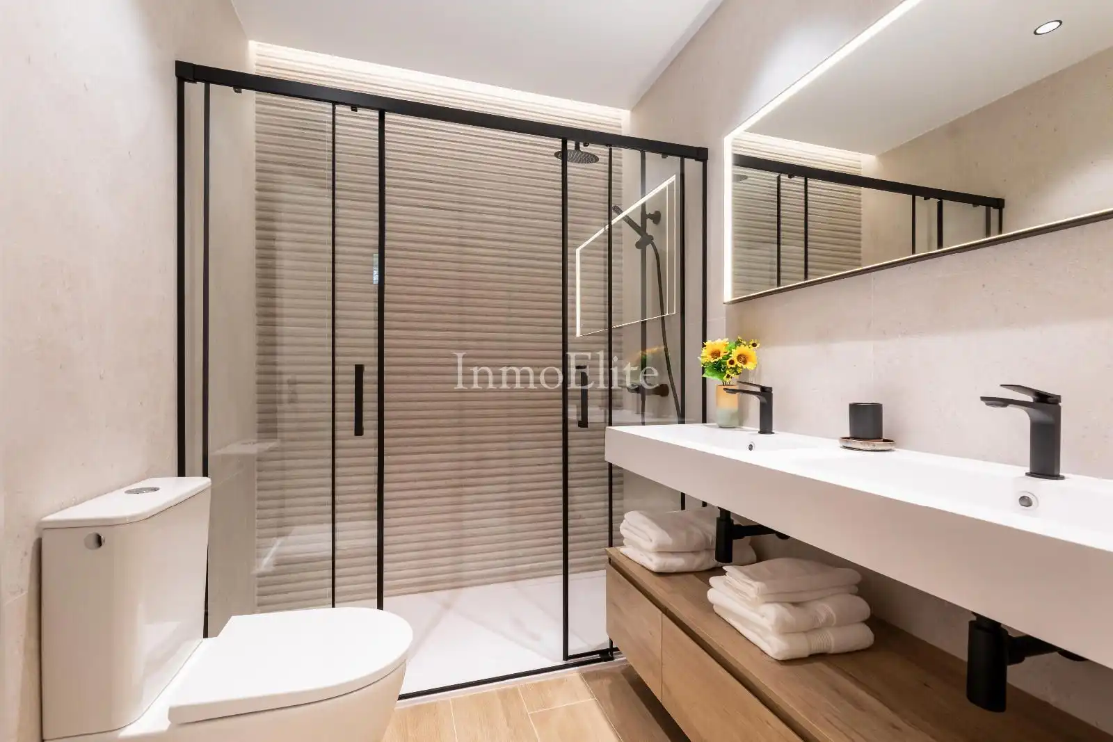 Flat with lift for sale in Diego de León, imagen 25