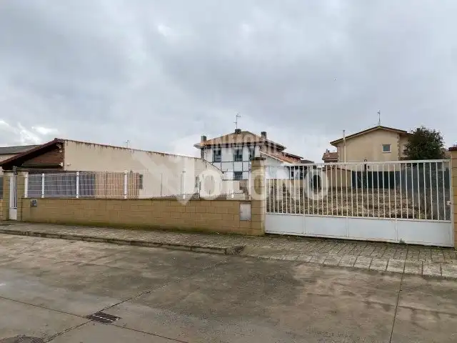 Terreny residencial en venda a Calle Tironcillo
