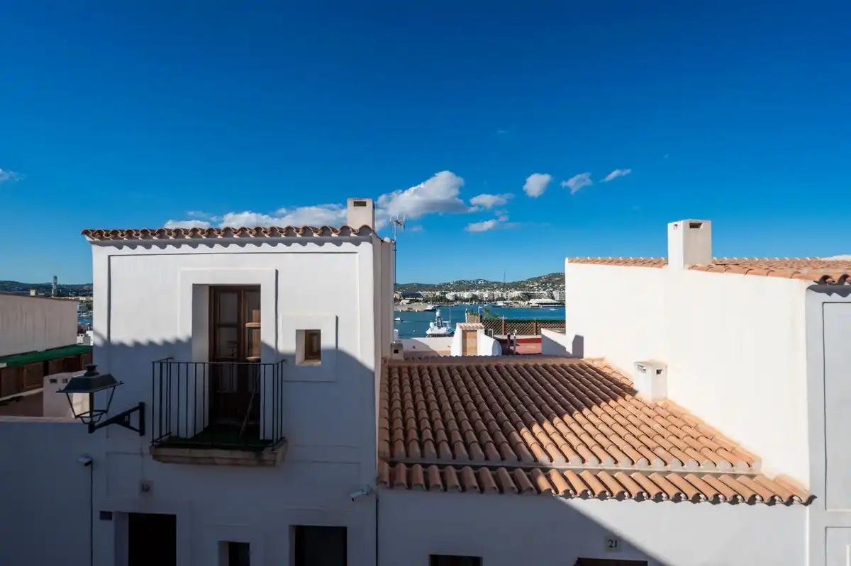 Duplex with terrace for sale in Carrer Alt, imagen 4