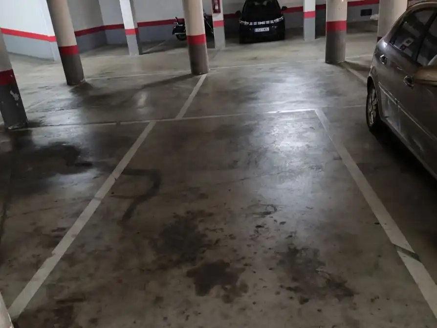 Parking de Oficina en venta en Fuengirola con Aire acondicionado, Calefacción y Terraza