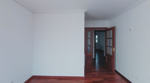 Foto 4 de Piso en venta en C/ Federico García Lorca, Alisal - San Román, Santander