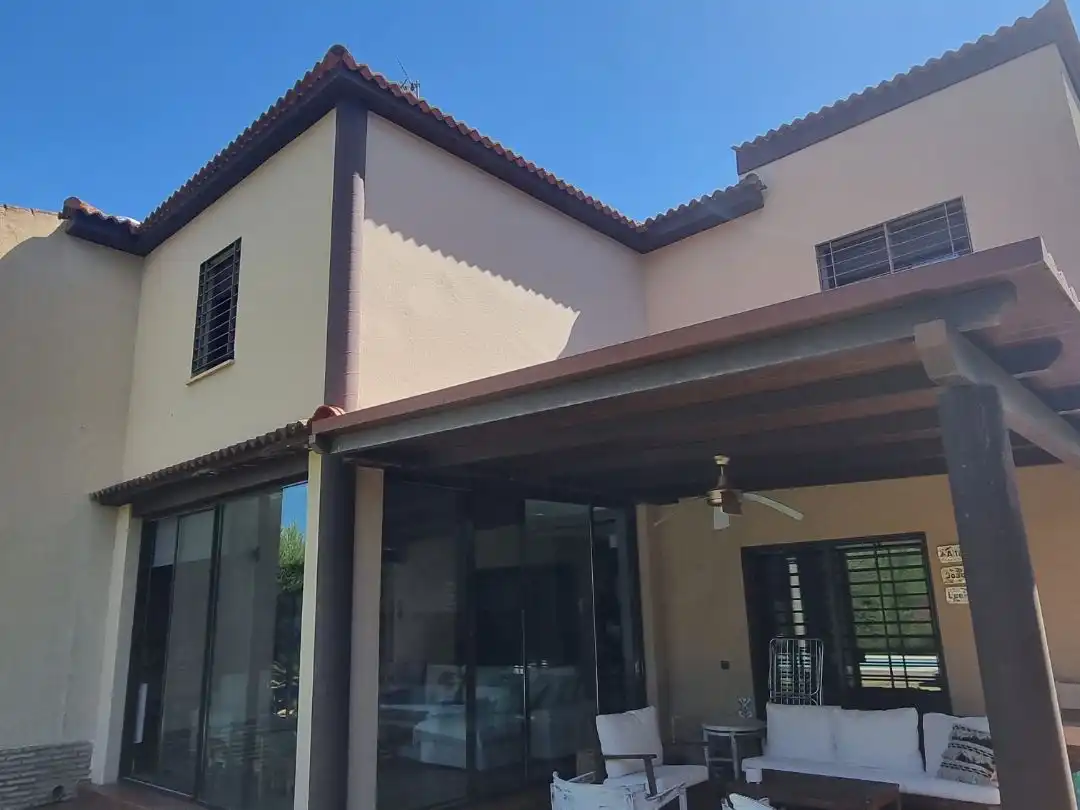 Haus oder Chalet zur Miete in Calle Isaac Albéniz, 12, Palomares del Río