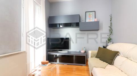 Foto 2 de Piso en venta en Adelfas, Madrid