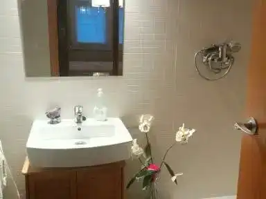 Bathroom of Flat for share in Vila-seca  with Parquet flooring, Furnished and Balcony