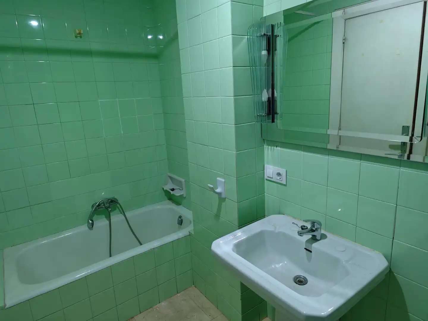 Wohnung zur Miete in Avenida da Coruña, Campus Sur - Santa Marta