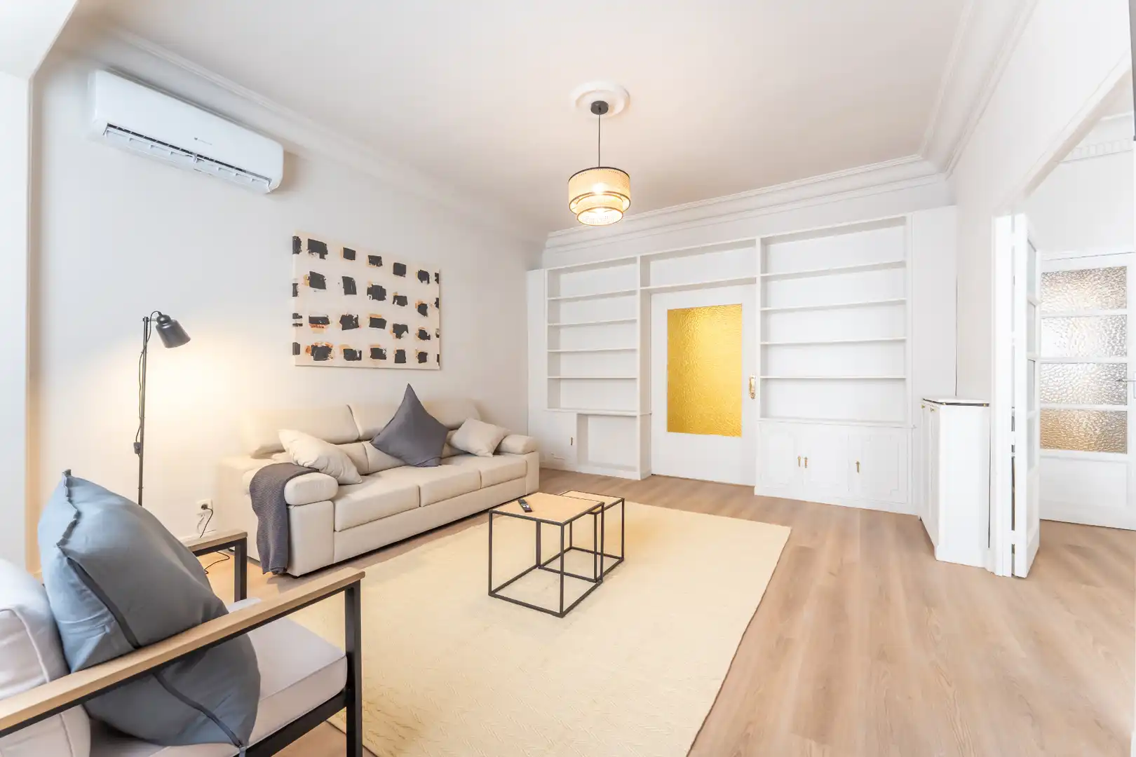 Sala d'estar de Pis de lloguer en Madrid amb Aire condicionat, Calefacció i Parquet
