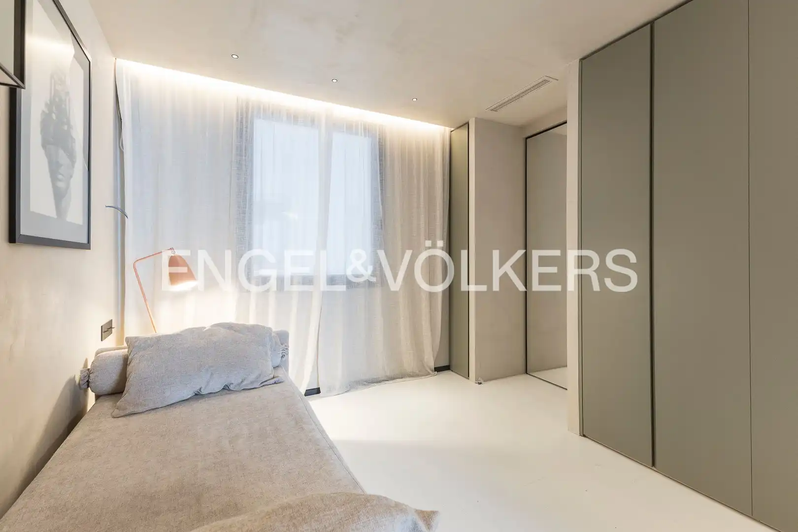 Schlafzimmer von Wohnung zur Miete in Barcelona mit Klimaanlage, Heizung und Parkett