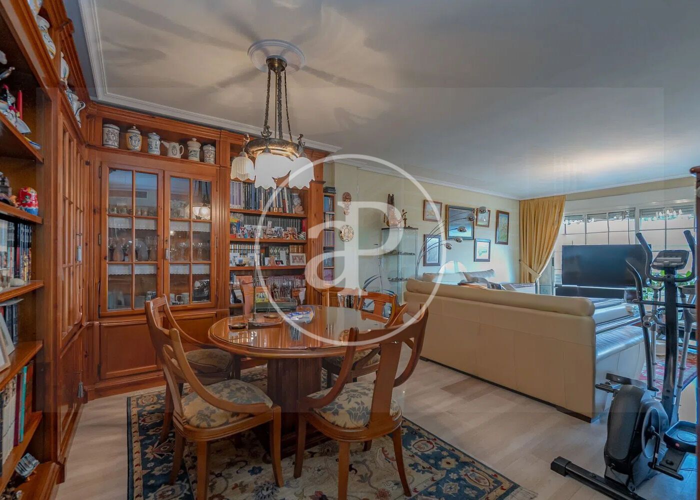 Dining room of Flat for sale in  Madrid Capital  with Air Conditioner, Heating and Private garden