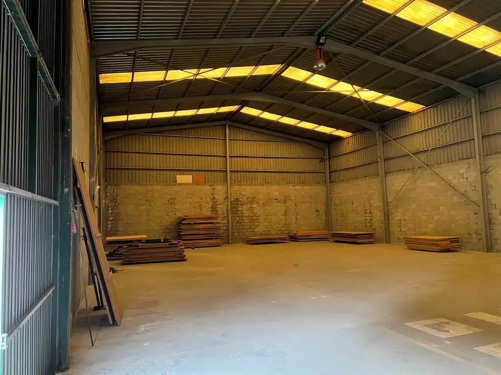 Nave industrial de alquiler en Lugar Lestedo, Boqueixón