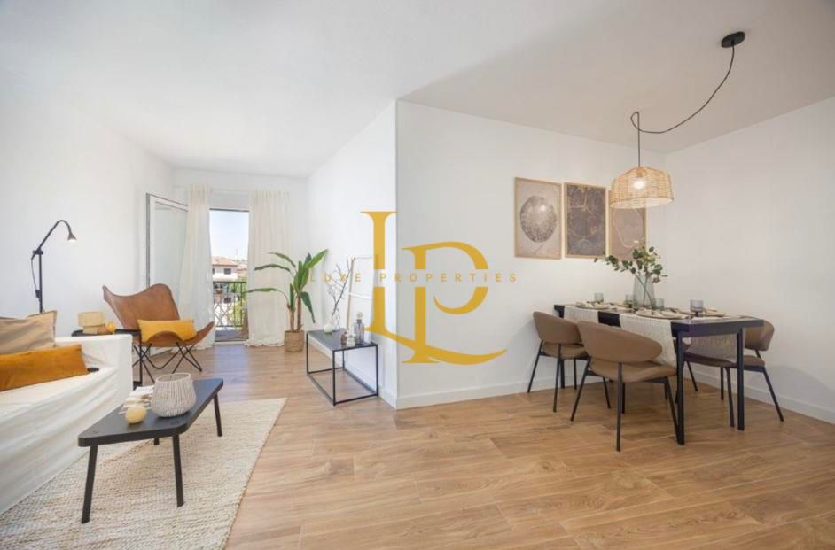 Dormitori de Pis en venda en Rubí amb Parquet, Terrassa i Forn