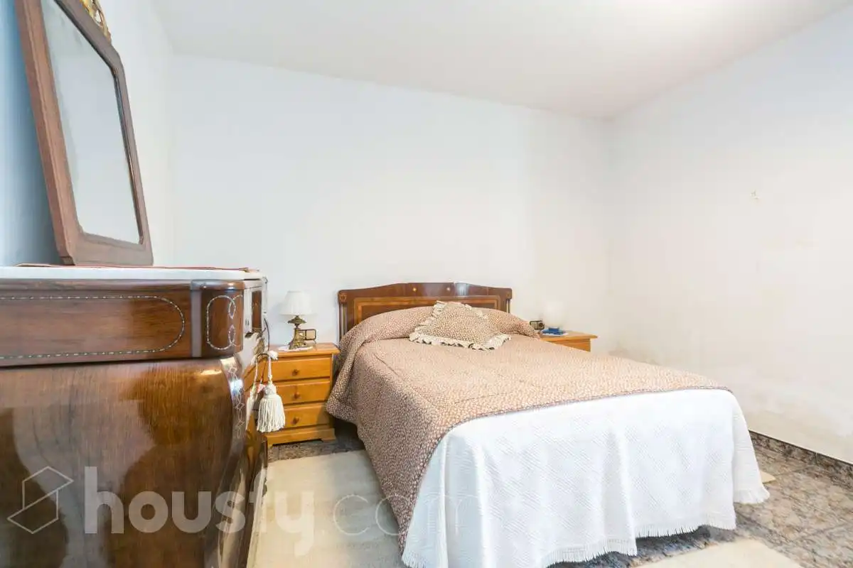 Houses for sale in Carrer de L'Estaca, Fondo Somella