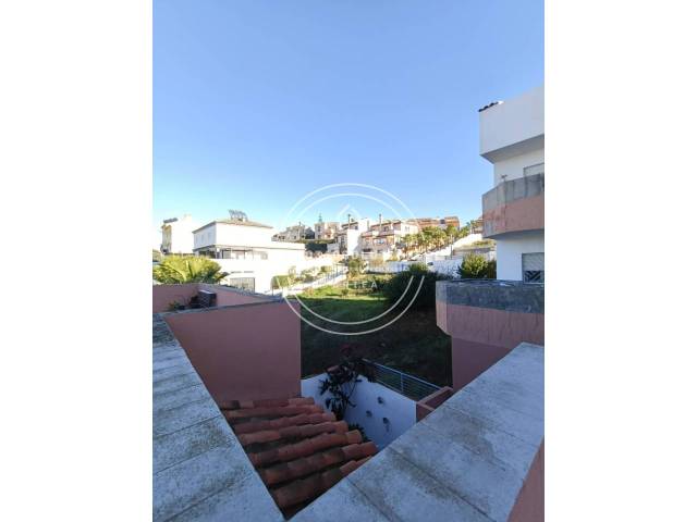 Dúplex en Venta en Calle Caoba en Taraguilla- Estación