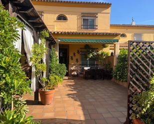 Jardí de Casa adosada en venda en Jerez de la Frontera amb Aire condicionat i Jardí privat