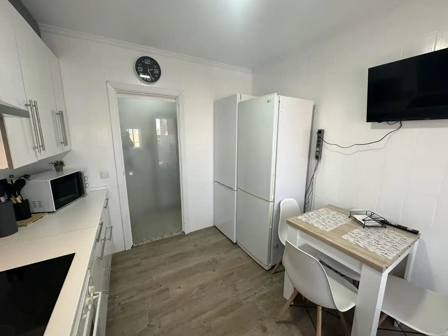 Kitchen of Flat for share in Alcázar de San Juan  with Air Conditioner, Furnished and Balcony