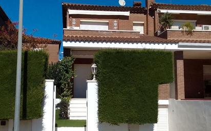 Exterior view of Single-family semi-detached for sale in Cambrils  with Air Conditioner and Terrace