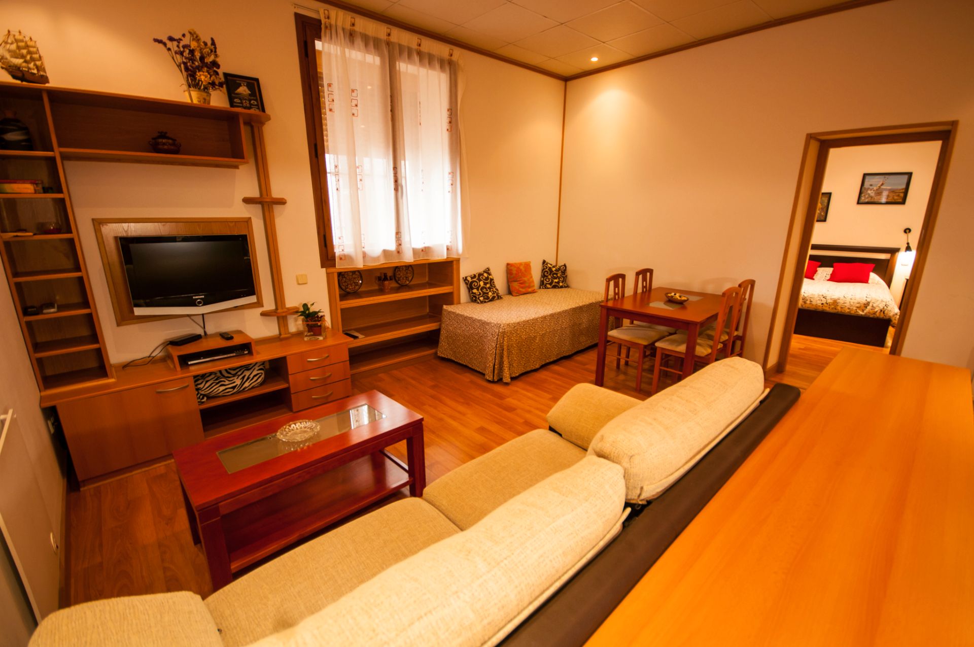 Sala d'estar de Casa o xalet en venda en Plasencia amb Aire condicionat, Calefacció i Terrassa