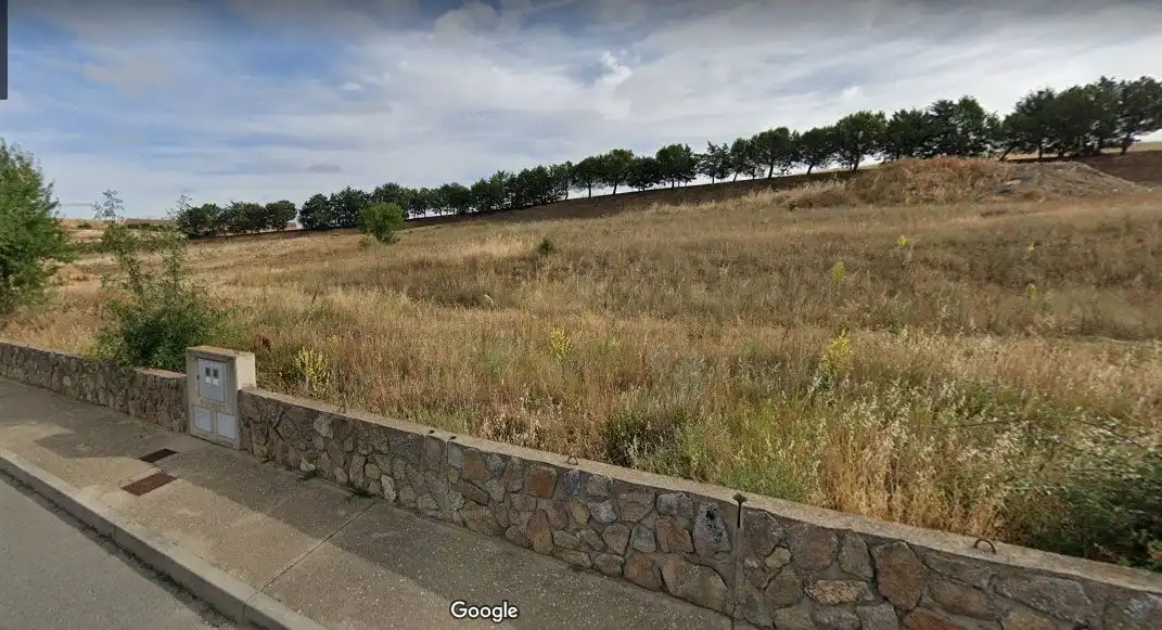 Lands and plots for sale in Villamayor, imagen 2