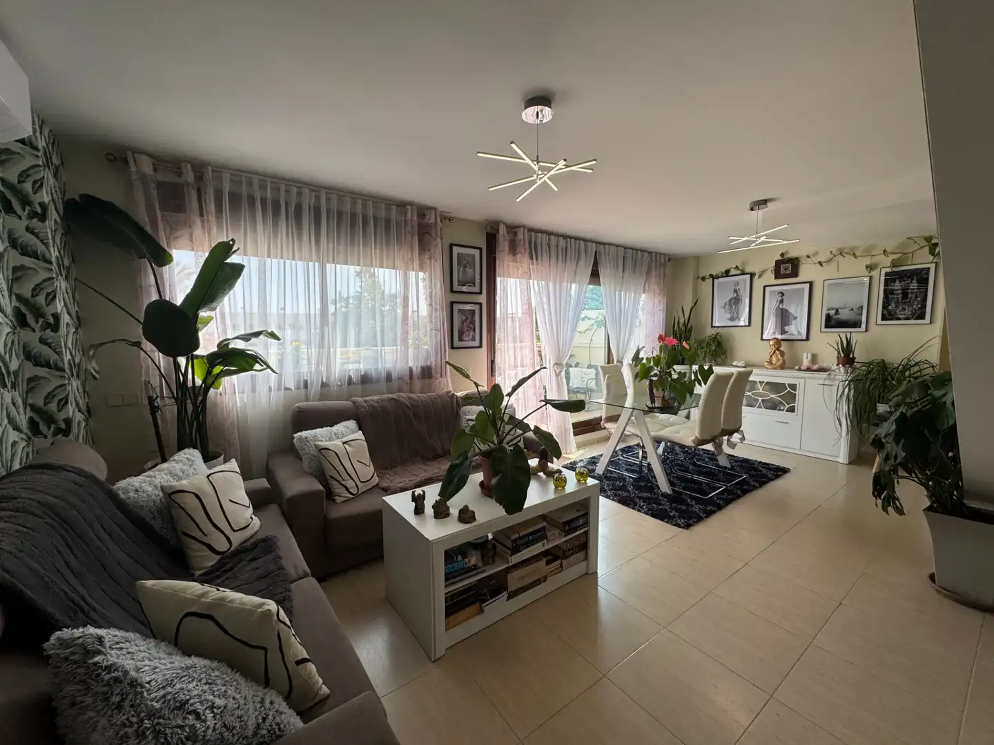 Sala de estar de Dúplex en venta en San Jorge / Sant Jordi con Aire acondicionado, Terraza y Trastero