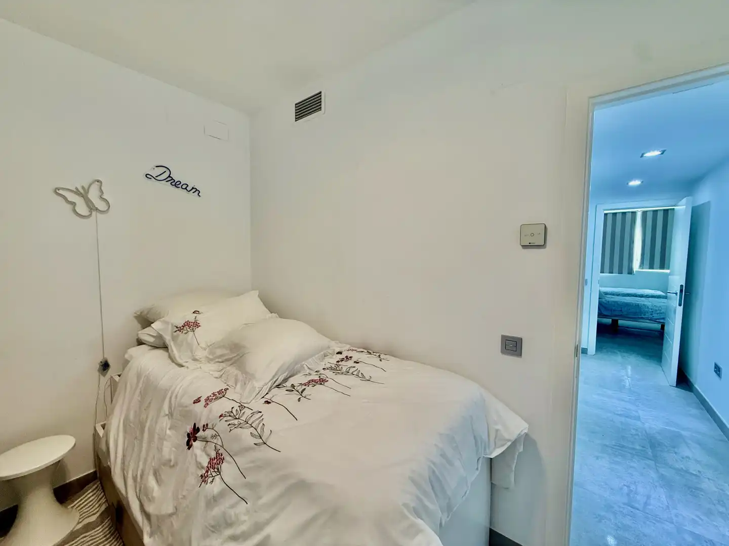 Habitación de Casa adosada de alquiler en Marbella con Calefacción, Piscina y Amueblado
