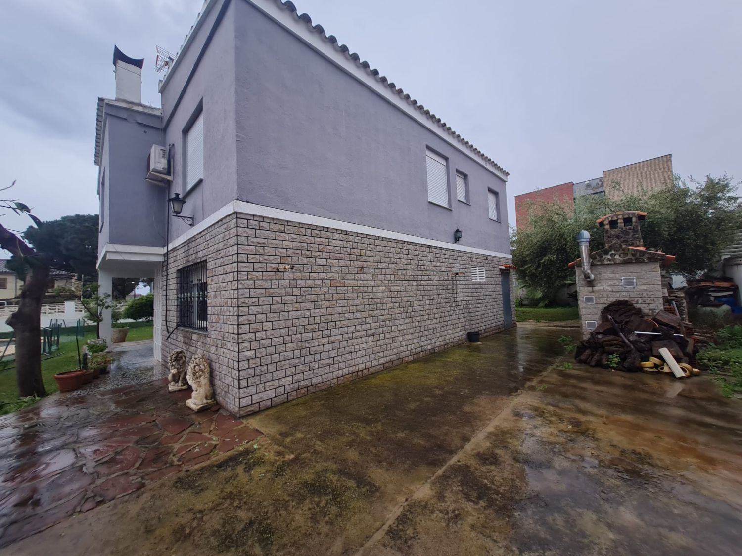 Vista exterior de Casa o xalet en venda en Benicasim / Benicàssim amb Aire condicionat i Terrassa