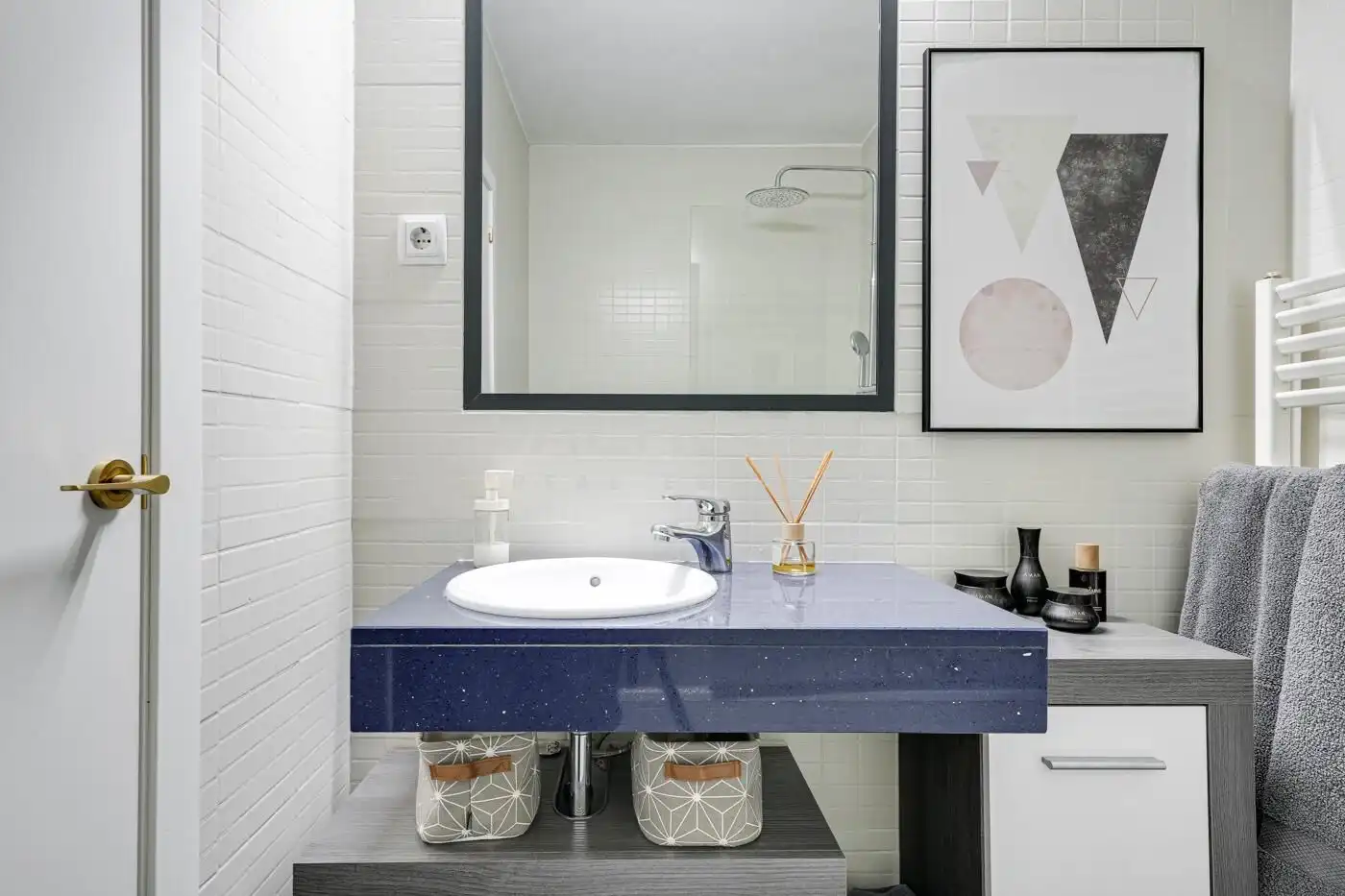 Badezimmer von Einfamilien-Reihenhaus zum Verkauf in Sant Cugat del Vallès mit Heizung, Privatgarten und Parkett