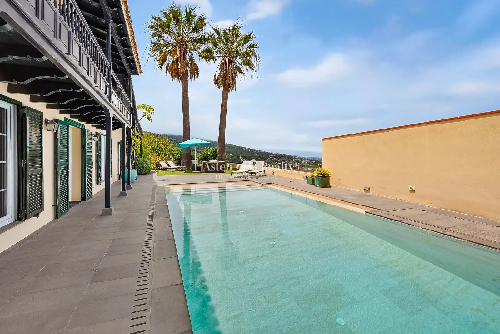 Piscina de Casa o chalet en venta en La Victoria de Acentejo con Jardín privado, Terraza y Trastero