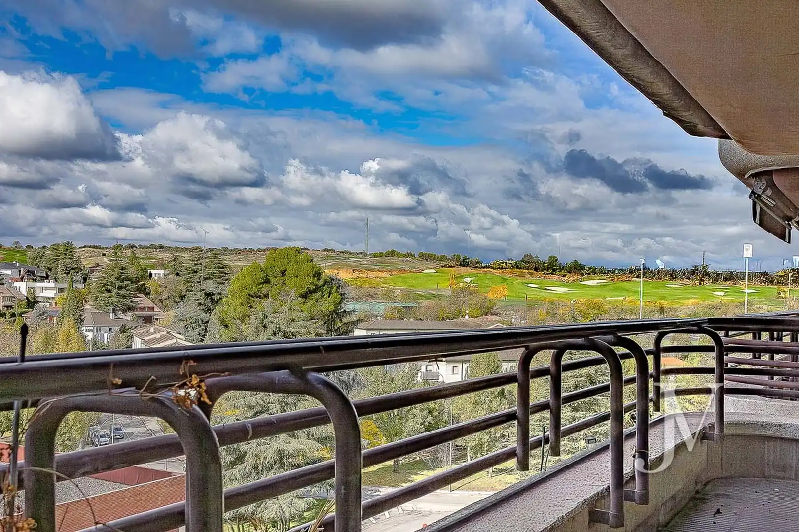 Terraza de Piso en venta en Madrid con Calefacción, Terraza y Piscina comunitaria
