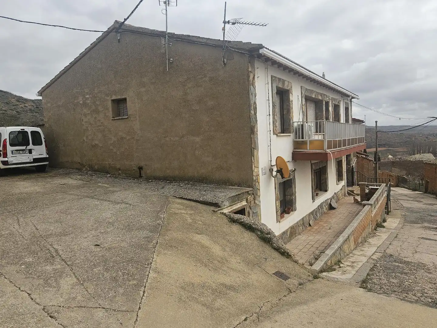 Vista exterior de Piso en venta en Serón de Nágima con Trastero