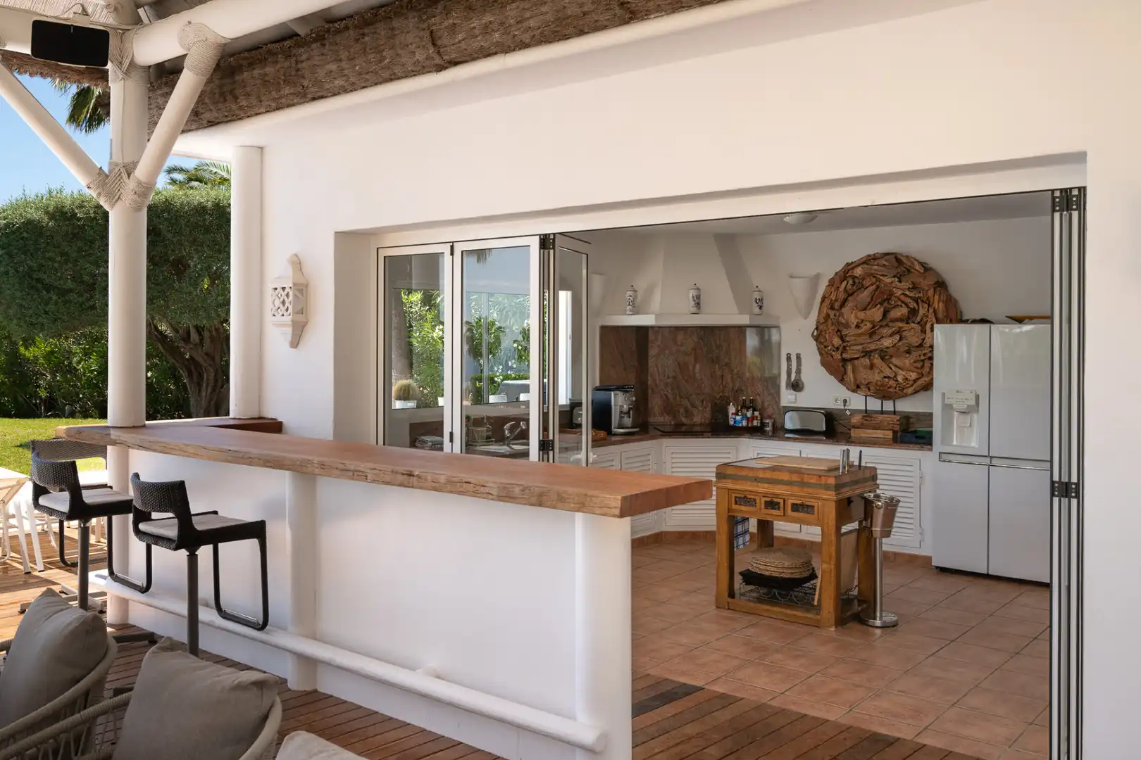 Terrasse von Haus oder Chalet zum Verkauf in Marbella mit Klimaanlage, Privatgarten und Terrasse