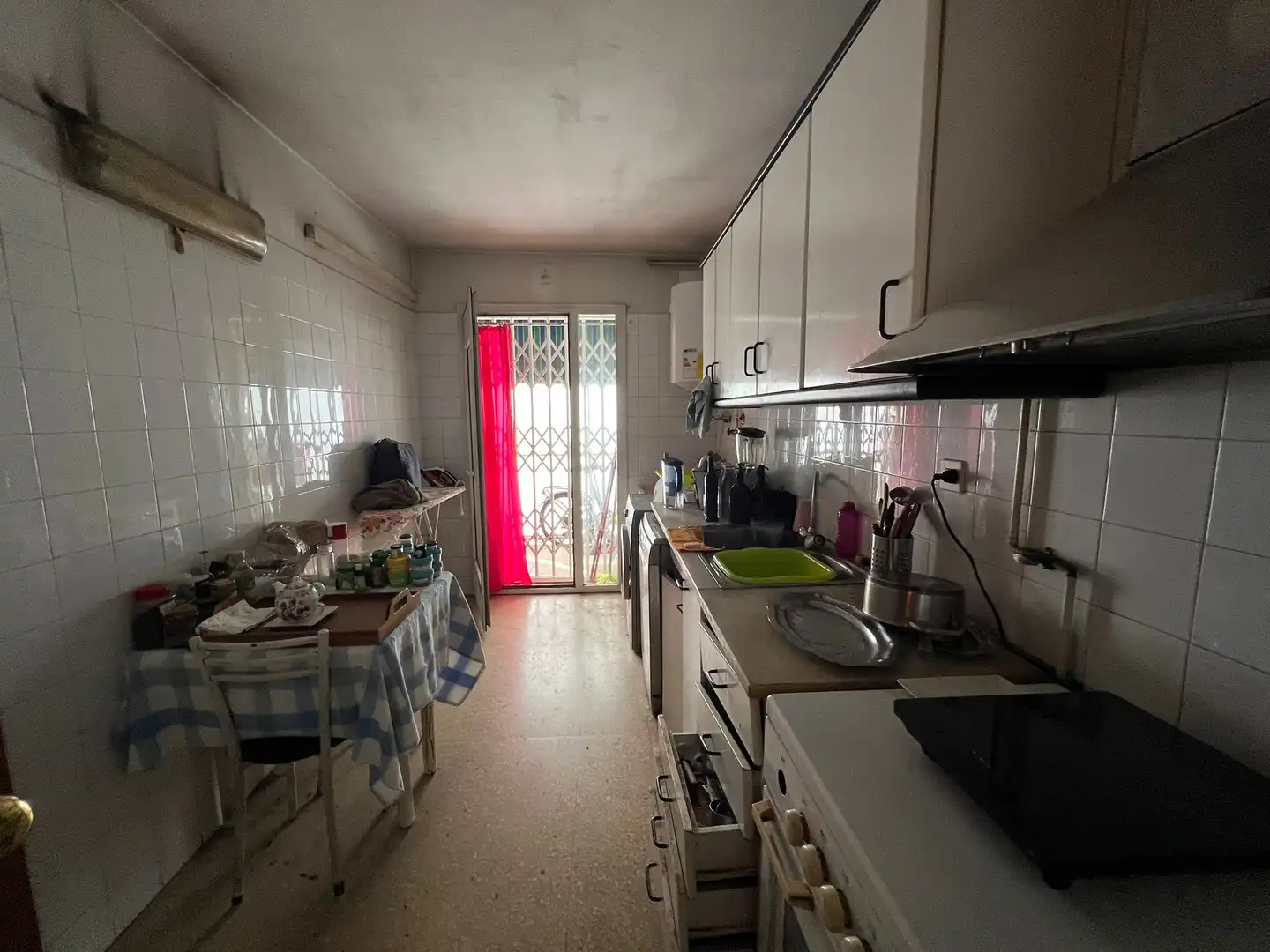 Küche von Wohnung zum Verkauf in Barcelona mit Balkon