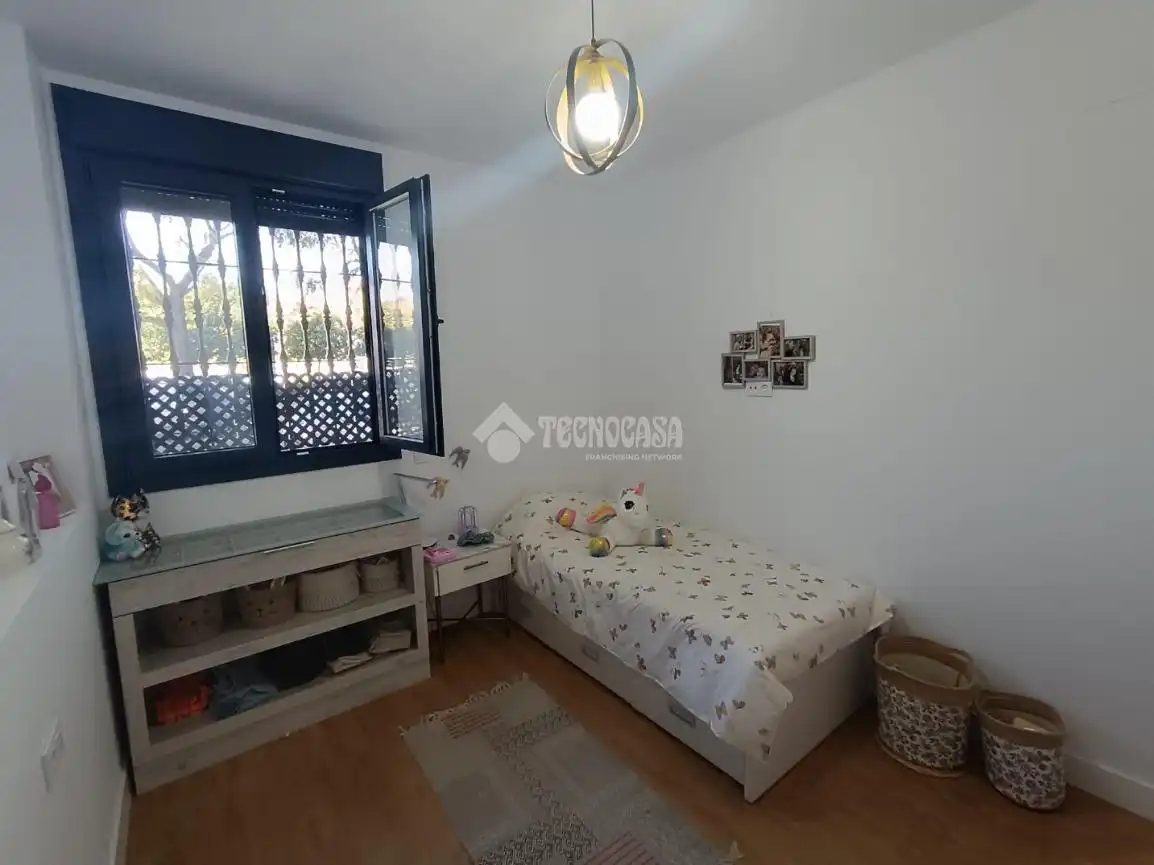 Habitación de Piso en venta en Sevilla con Aire acondicionado