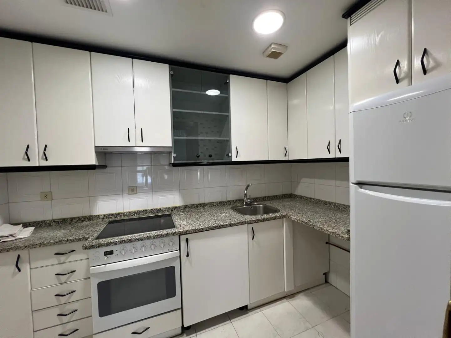 Küche von Wohnung zum Verkauf in  Logroño mit Heizung, Parkett und Terrasse
