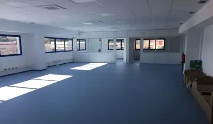 Nave industrial de alquiler en Sabadell con Calefacción y Alarma