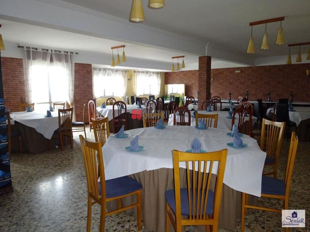 Building for sale in Rois