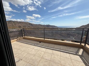 Flat with lift for sale in Calle los Naranjos 70