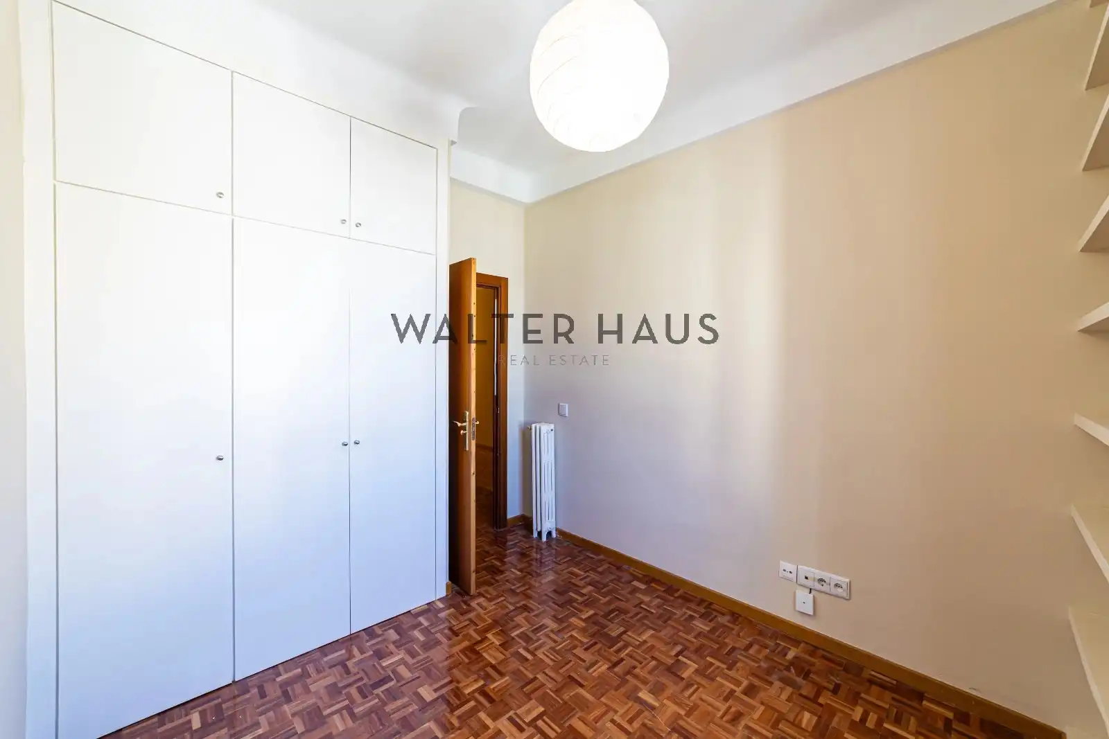 Wohnung zur Miete in Madrid mit Klimaanlage, Heizung und Ofen