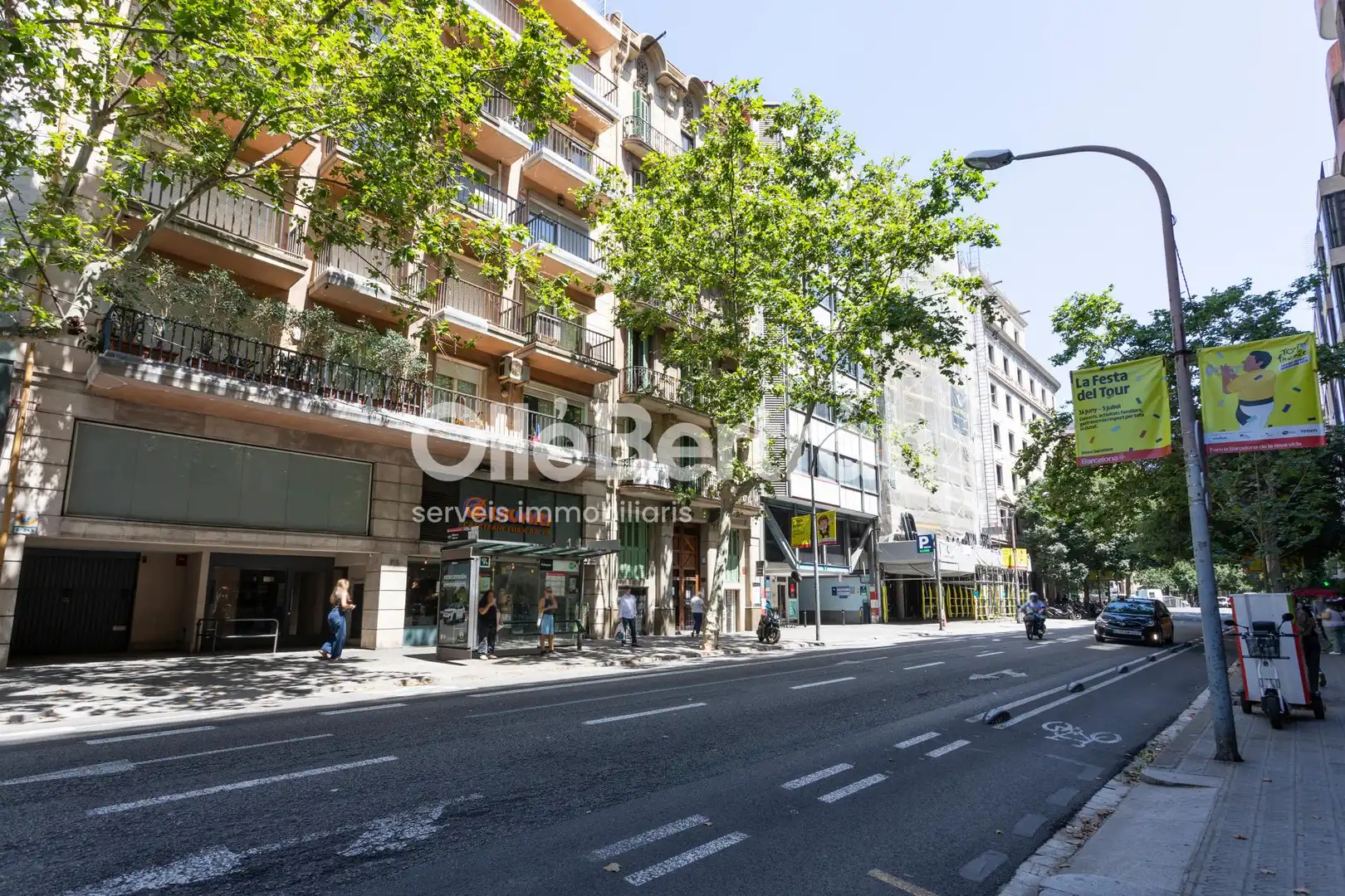 Exterior view of Commercial properties for sale in Barcelona