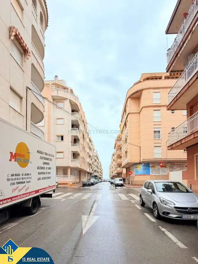 Vista exterior de Apartament en venda en Torrevieja amb Aire condicionat, Calefacció i Terrassa