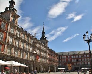 Exterior view of Building for sale in  Madrid Capital