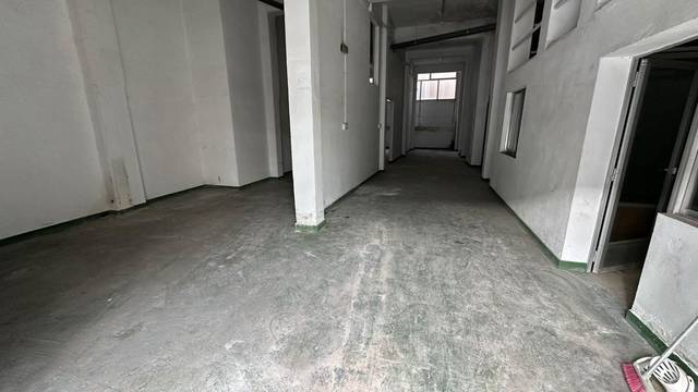 Local comercial en Venta en  ALMAZORA en Avenida de Valencia - Avenida de Casalduch