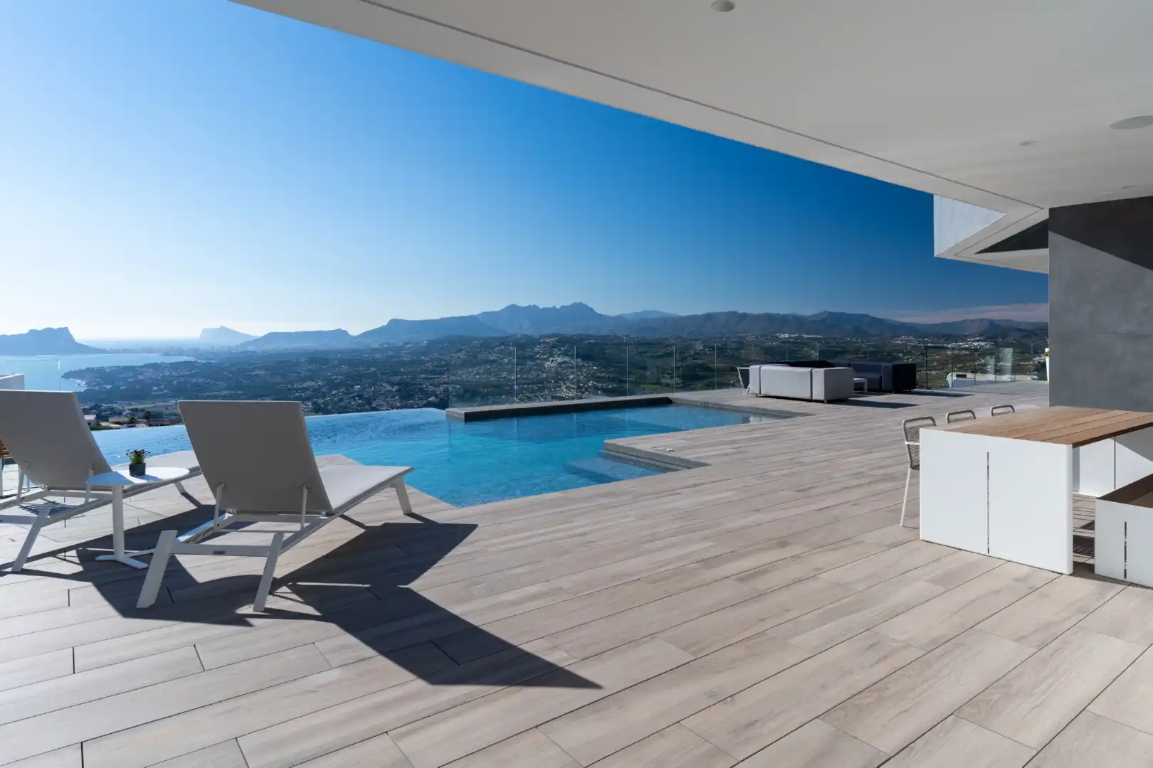Chalet con piscina en venta en Cumbre del Sol