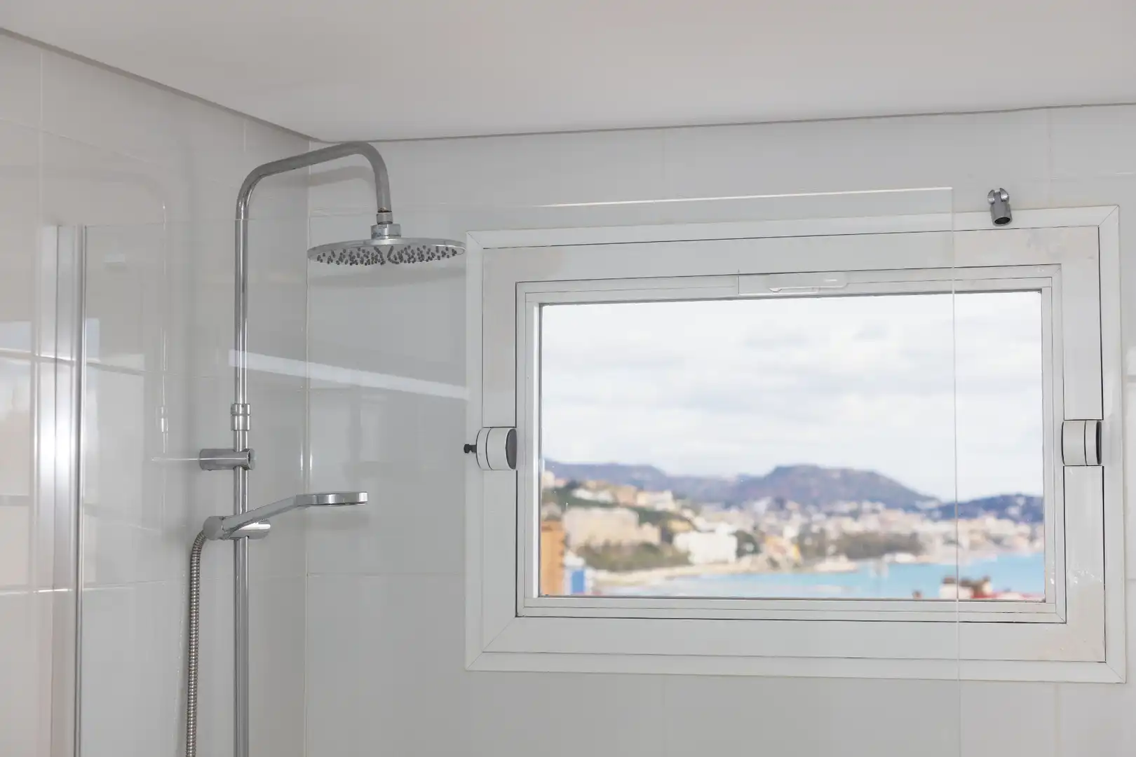 Baño de Piso en venta en Málaga con Aire acondicionado, Calefacción y Terraza