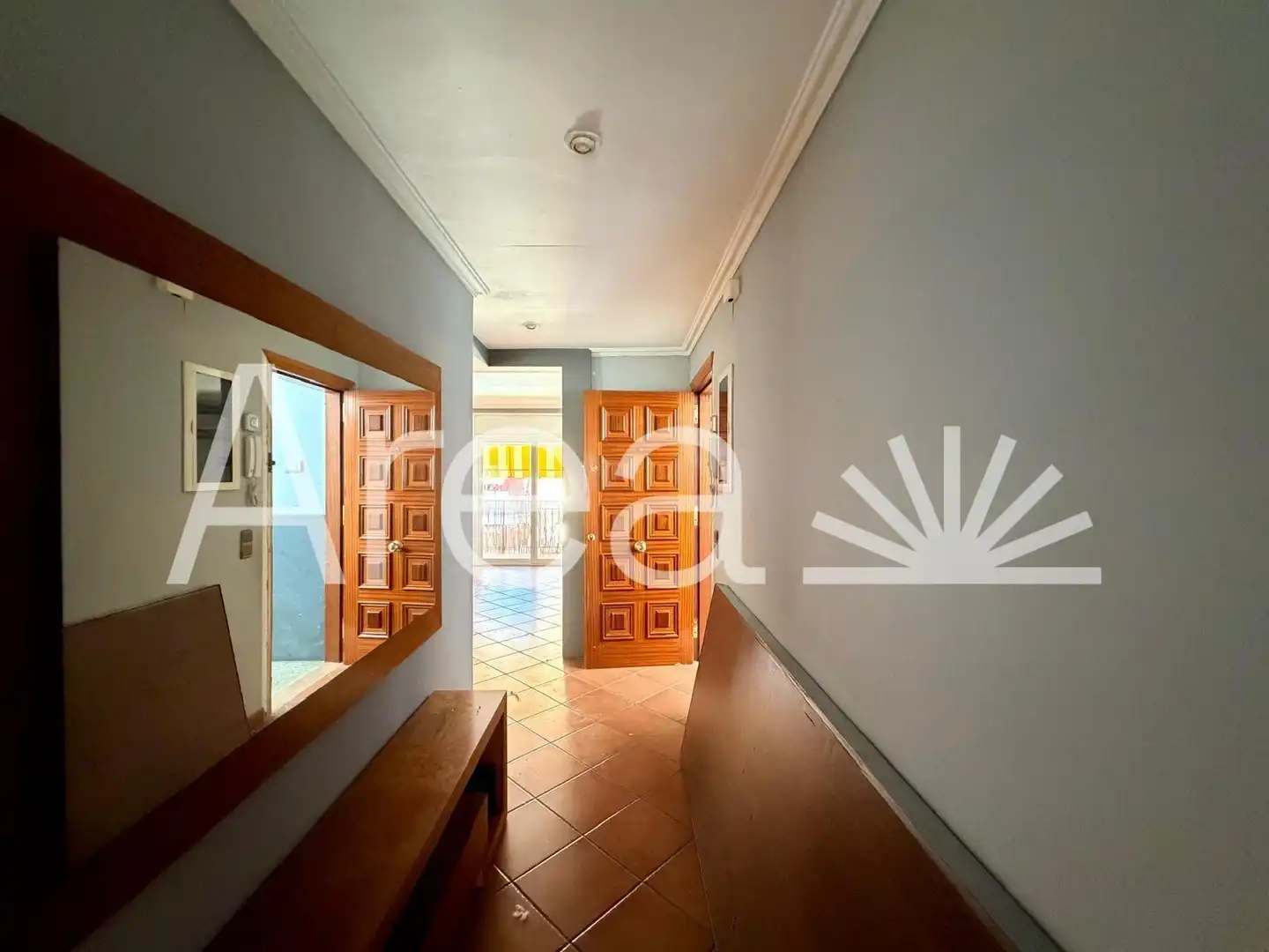 Wohnung zum Verkauf in Pineda de Mar mit Klimaanlage, Heizung und Balkon