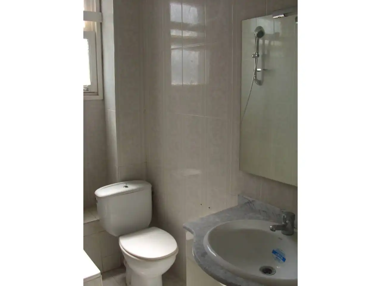 Baño de Piso en venta en Elda con Balcón