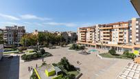 Vista exterior de Pis en venda en  Granada Capital amb Aire condicionat, Calefacció i Terrassa