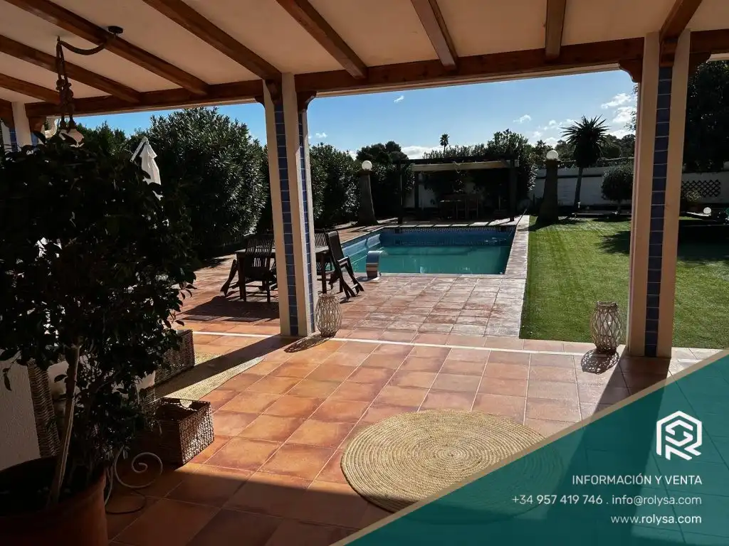 Casa o chalet en venta en Alcolea