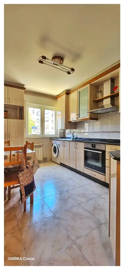 Kitchen of Flat for sale in Ames  with Heating, Furnished and Oven